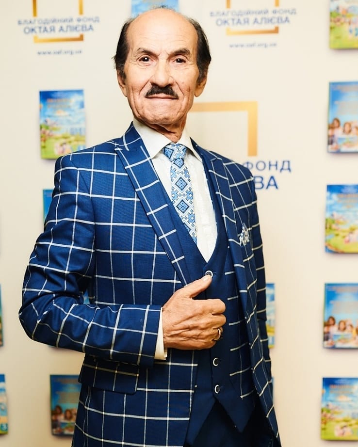 Як зараз виглядає Анна Сафрончик - онучка Григорія Чапкіса, яка займається моделінгом і живе в Італії